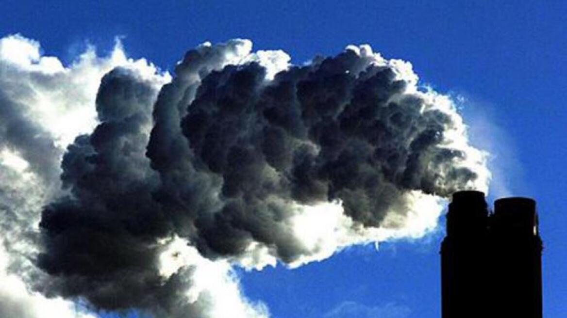Το μέσο ποσοστό διοξειδίου του άνθρακα στην ατμόσφαιρα αυξήθηκε