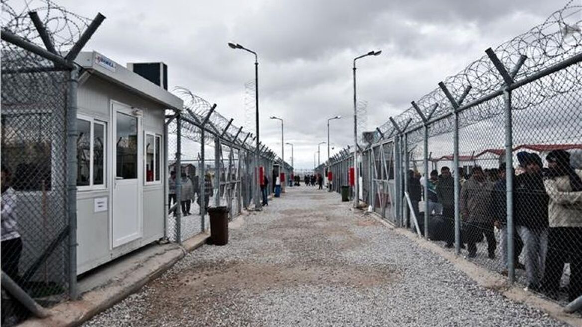 Εκρηκτικό το κλίμα στα κέντρα φιλοξενίας προσφύγων της Ευρώπης - Εντάσεις σε Ισπανία, Βουλγαρία και Ελλάδα