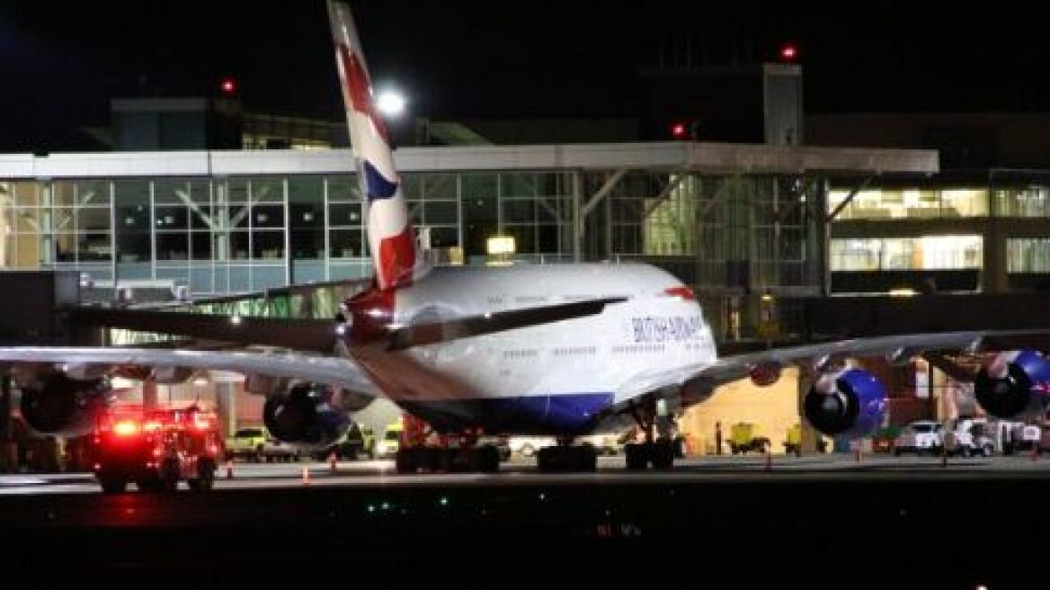 Επείγουσα προσγείωση αεροσκάφους της British Airways - 25 επιβάτες στο νοσοκομείο