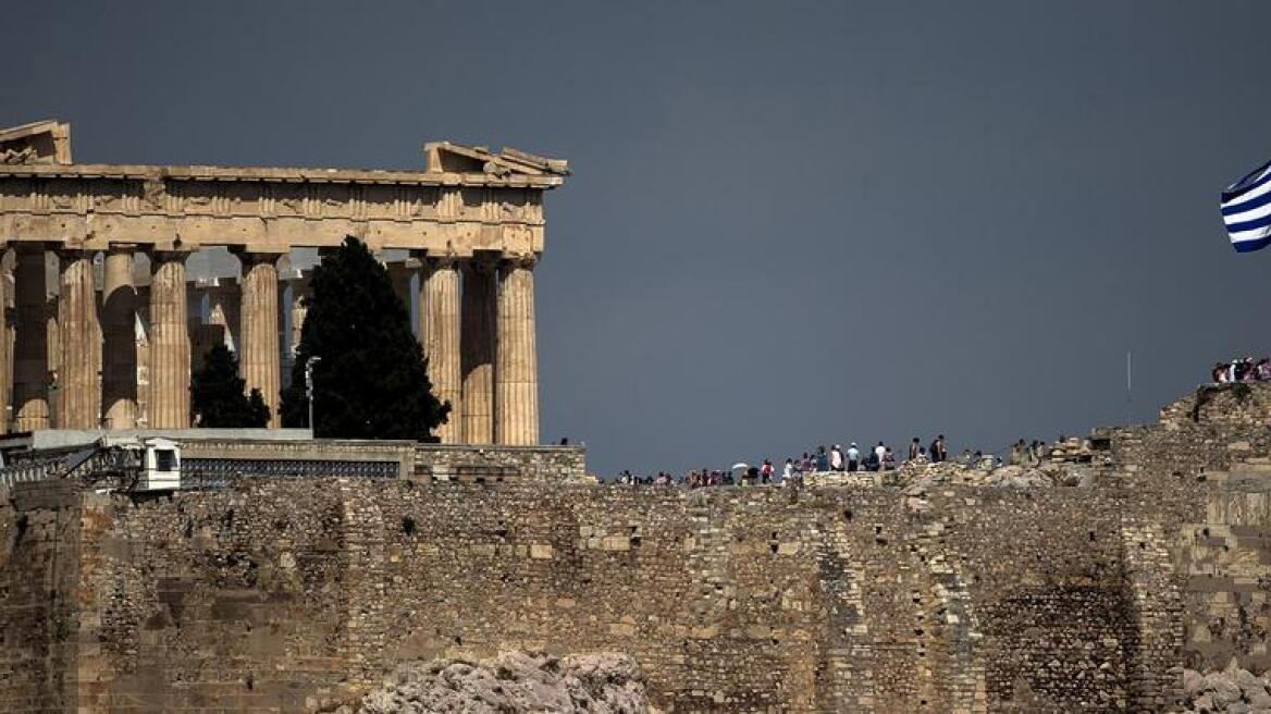 Γερμανικός Τύπος για Ελλάδα: «Και άλλα δισεκατομμύρια για μια καμένη χώρα»