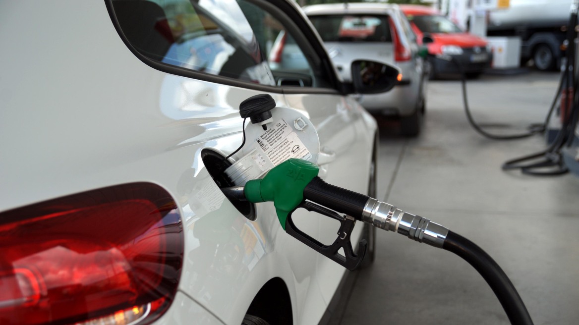 Υπουργείο Υποδομών: Τα βενζινάδικα στα ισόγεια πολυκατοικιών θα λειτουργούν με πρόσθετα μέτρα ασφαλείας