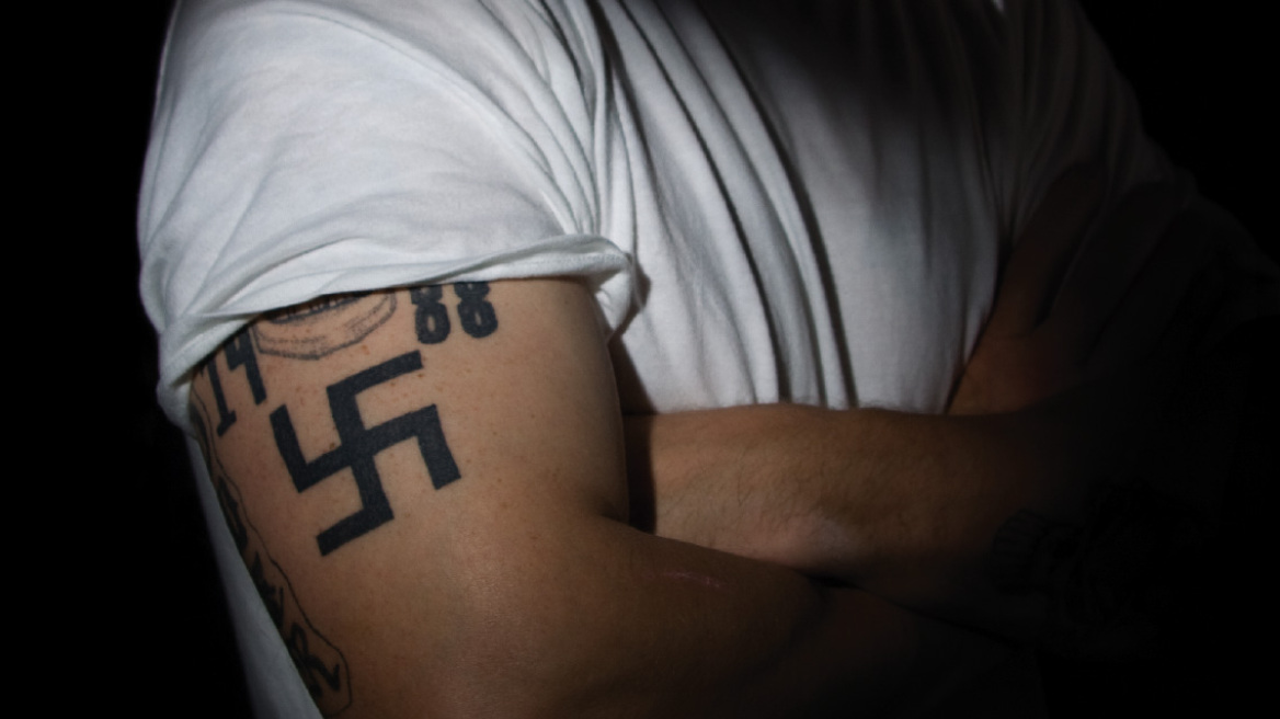 Αυστρία: Δύο χρόνια φυλακή για ναζιστικό τατουάζ