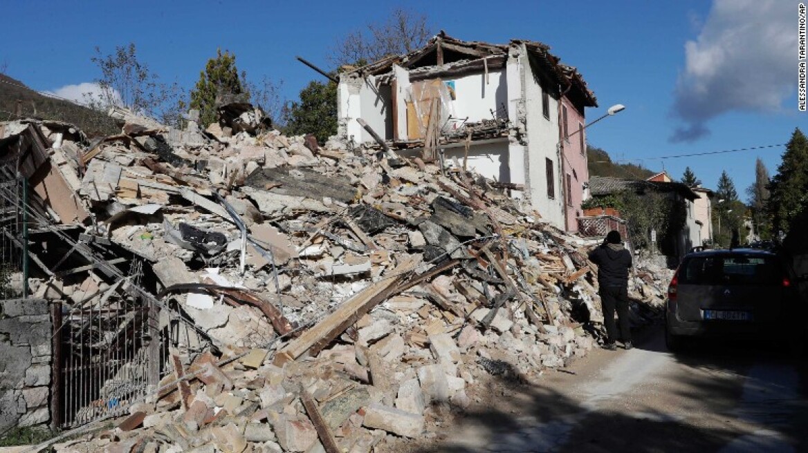 Ιταλία: Οι κάτοικοι της Νόρτσια αρνούνται να εγκαταλείψουν τα σπίτια τους μετά το νέο "χτύπημα" του Εγκέλαδου