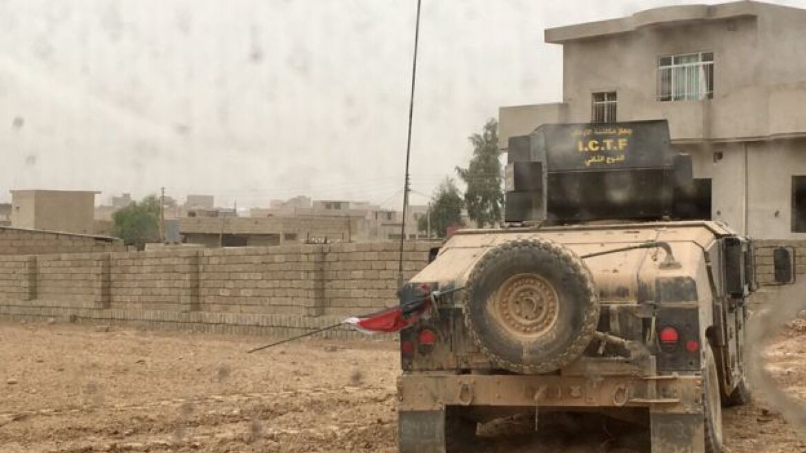 Ο ιρακινός στρατός έφτασε στα περίχωρα της Μοσούλης