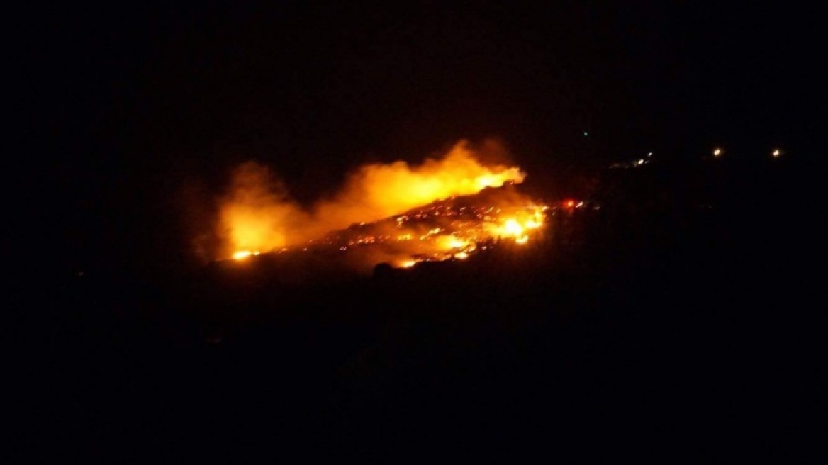 Πυρκαγιά στα Κεραμεία της Χίου