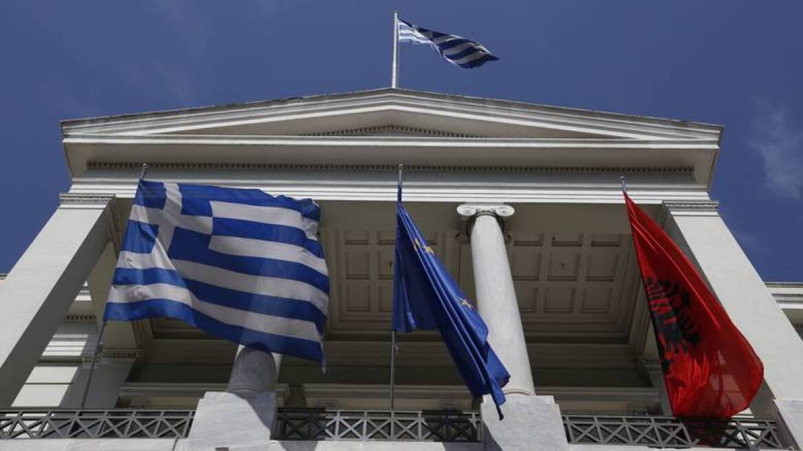 «Οργανωμένο το σχέδιο να αρπάξουν τις περιουσίες μας», λένε Έλληνες της Χειμάρρας