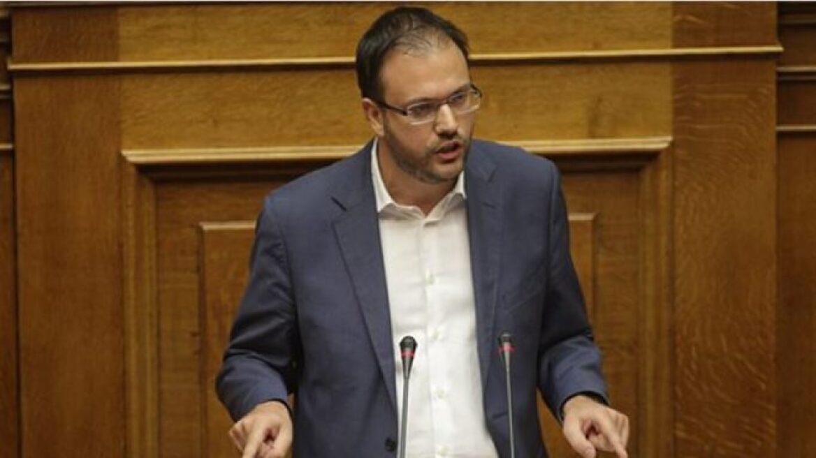 Θεοχαρόπουλος: Η κυβέρνηση οξύνει με τις τακτικές της το θέμα των κόκκινων στεγαστικών δανείων