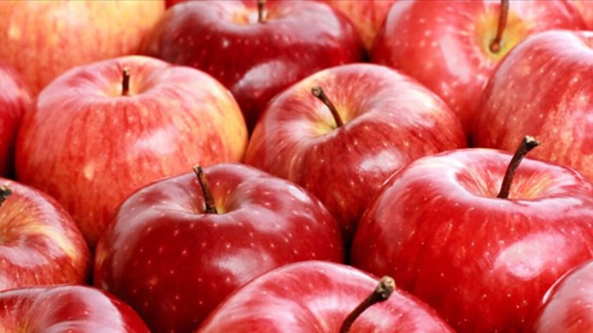Δέσμευση 4,8 τόνων μήλων χωρίς σήμανση στου Ρέντη