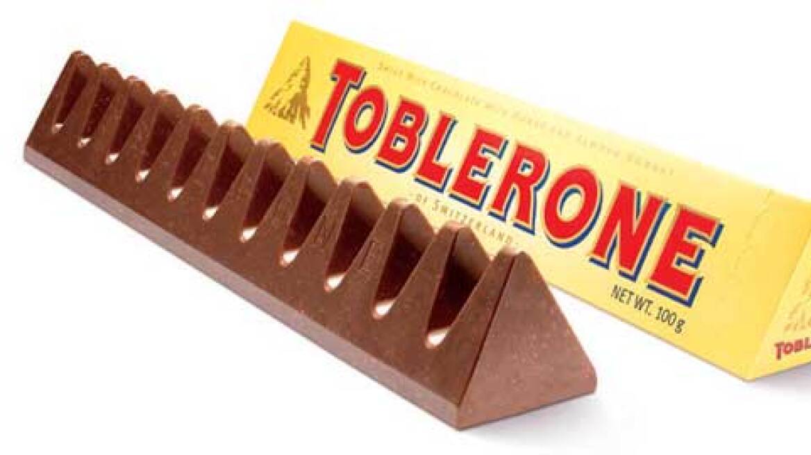 Η σοκολάτα Toblerone αλλάζει σχήμα και οι θαυμαστές της αγανακτούν