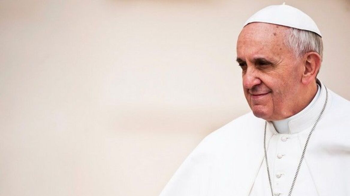 Αρνείται να σχολιάσει την εκλογή Τραμπ ο Πάπας Φραγκίσκος