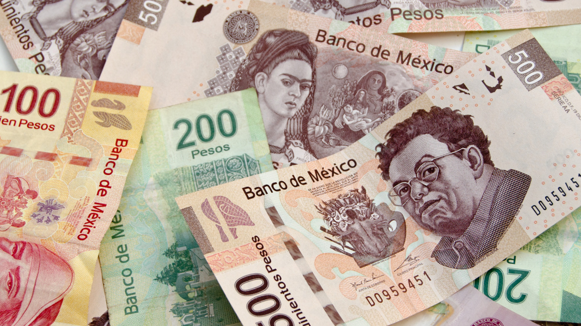 Μεξικό: Νέο ιστορικό χαμηλό για το πέσο έναντι του δολαρίου μετά την εκλογή Τραμπ  