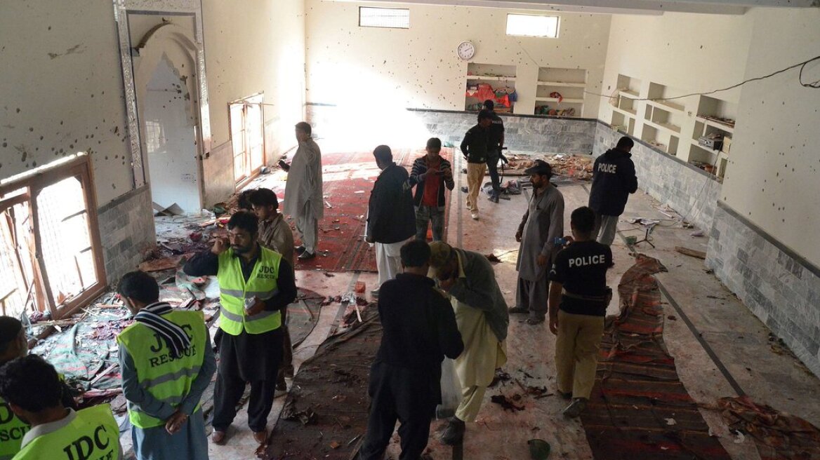 Πακιστάν: Χτύπημα των τζιχαντιστών σε μουσουλμανικό ναό με 43 νεκρούς