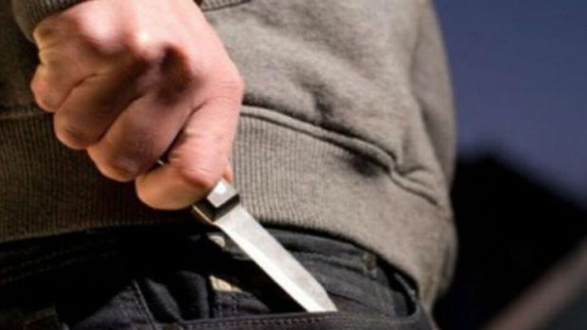 Λάρισα: Οπαδός έβγαλε μαχαίρι σε τοπικό αγώνα ποδοσφαίρου 