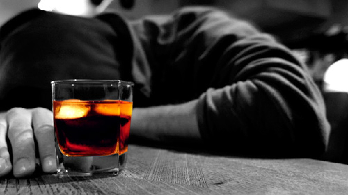 Έρευνα: Το αλκοόλ αυξάνει τον κίνδυνο για καρκίνο του προστάτη