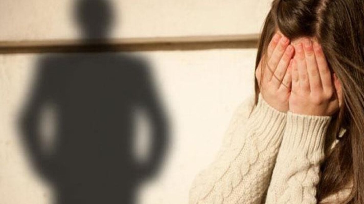 Απαλλάσσει η Τουρκία βιαστές ανηλίκων εάν παντρευτούν το θύμα τους