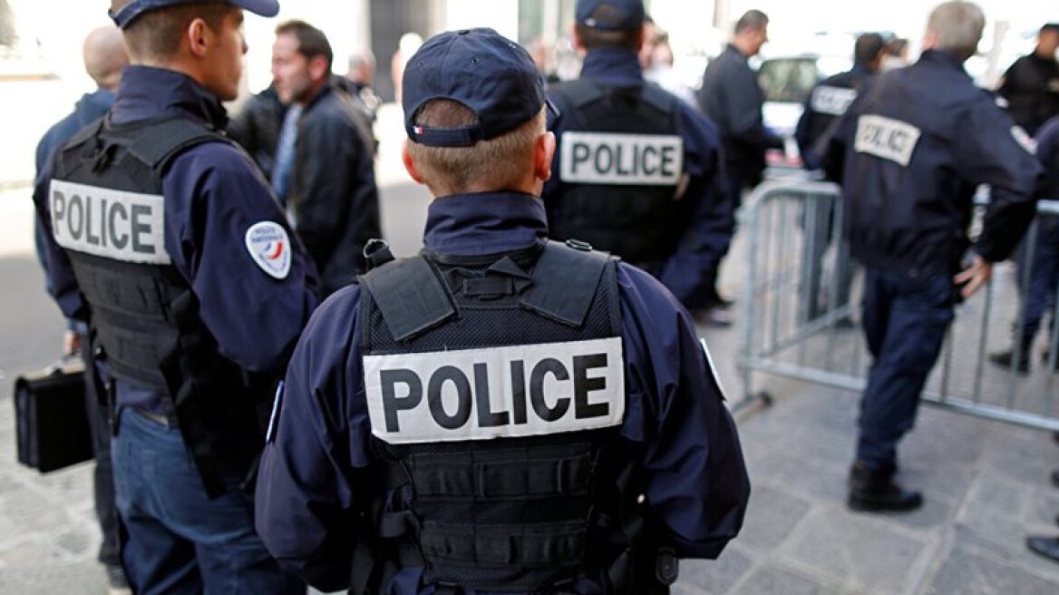 French police arrest 7 terrorist suspects