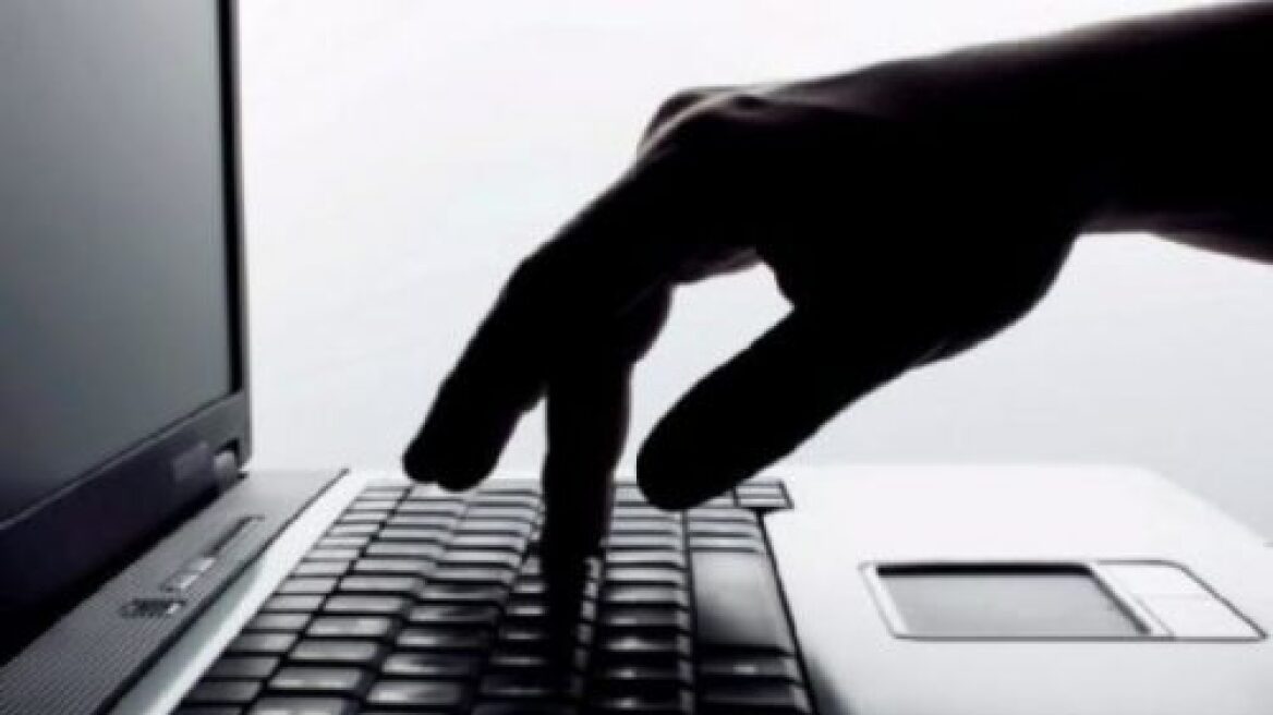 Ταυτοποιήθηκαν δυο νεαροί για διαδικτυακές απάτες