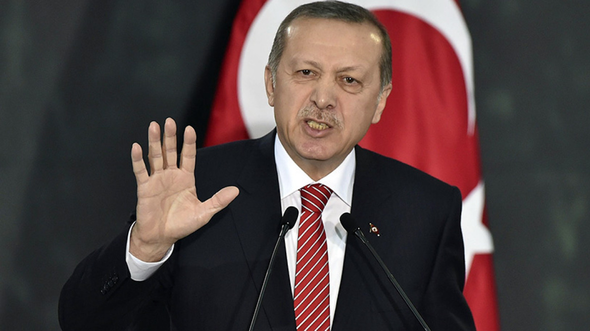 Ερντογάν σε ΕΕ: Μην μας απειλείτε, θα ανοίξουμε τις πόρτες σε 3 εκατ. μετανάστες