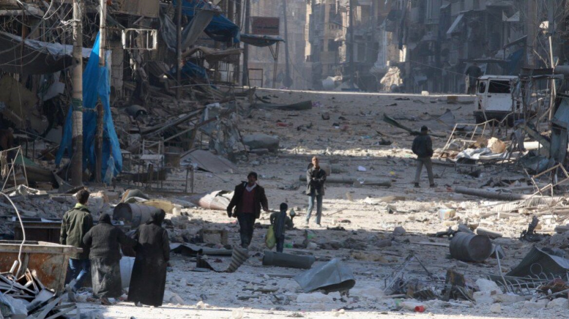 Πάνω από 45 οι νεκροί από βομβαρδισμό στο ανατολικό Χαλέπι
