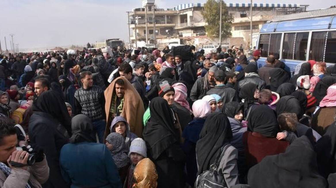 Τουλάχιστον 50.000 άνθρωποι εγκατέλειψαν το Χαλέπι τις τελευταίες 4 μέρες