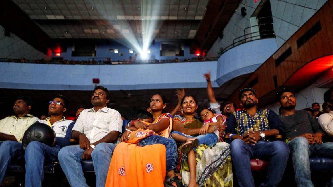 Ινδία: Δικαστήριο αποφάσισε να ακούγεται ο εθνικός ύμνος στους... κινηματογράφους!