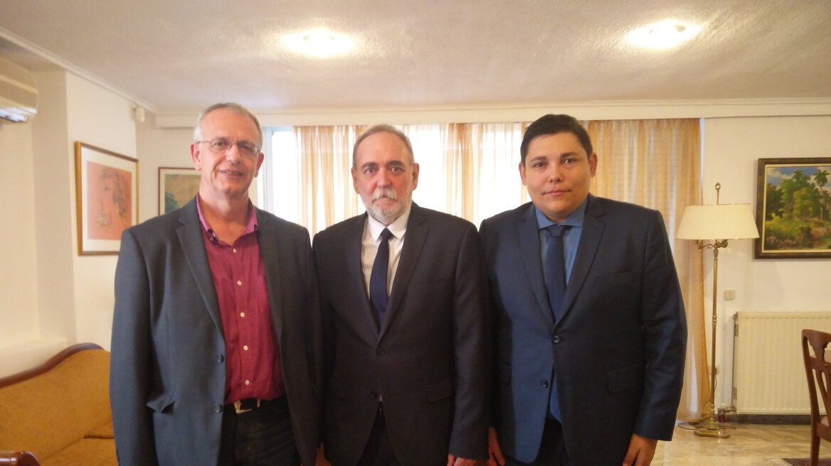 Αντιπροσωπεία του ΣΥΡΙΖΑ στην κουβανική πρεσβεία