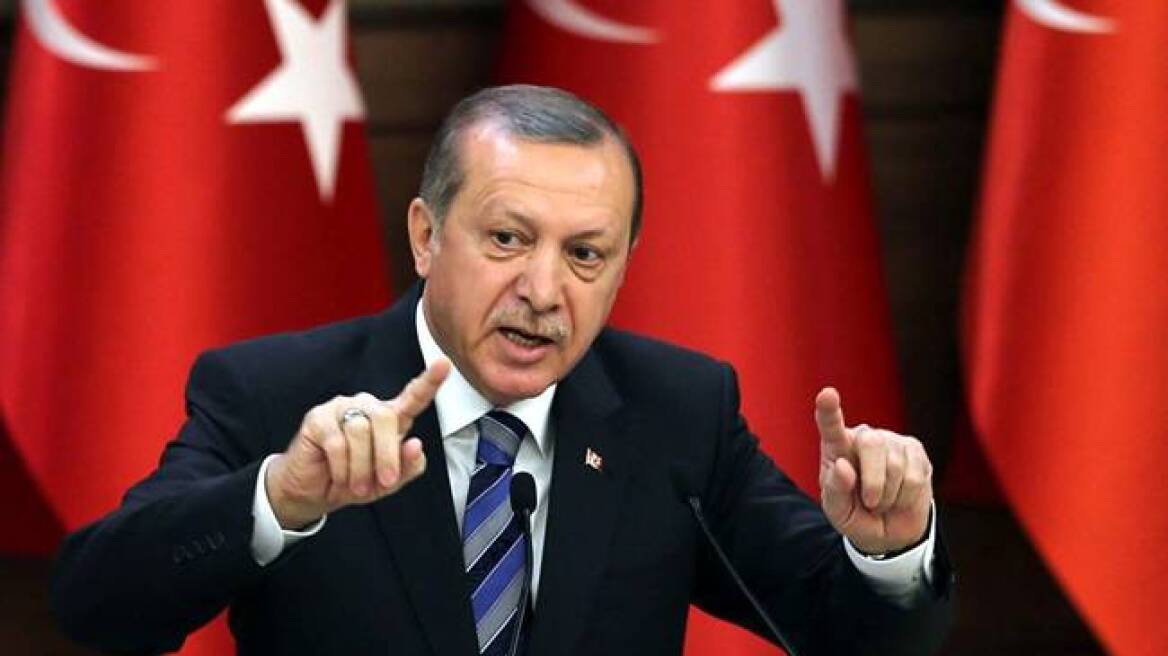 Κάλεσμα Ερντογάν προς το λαό: Μετατρέψτε τις καταθέσεις σας σε τουρκικές λίρες