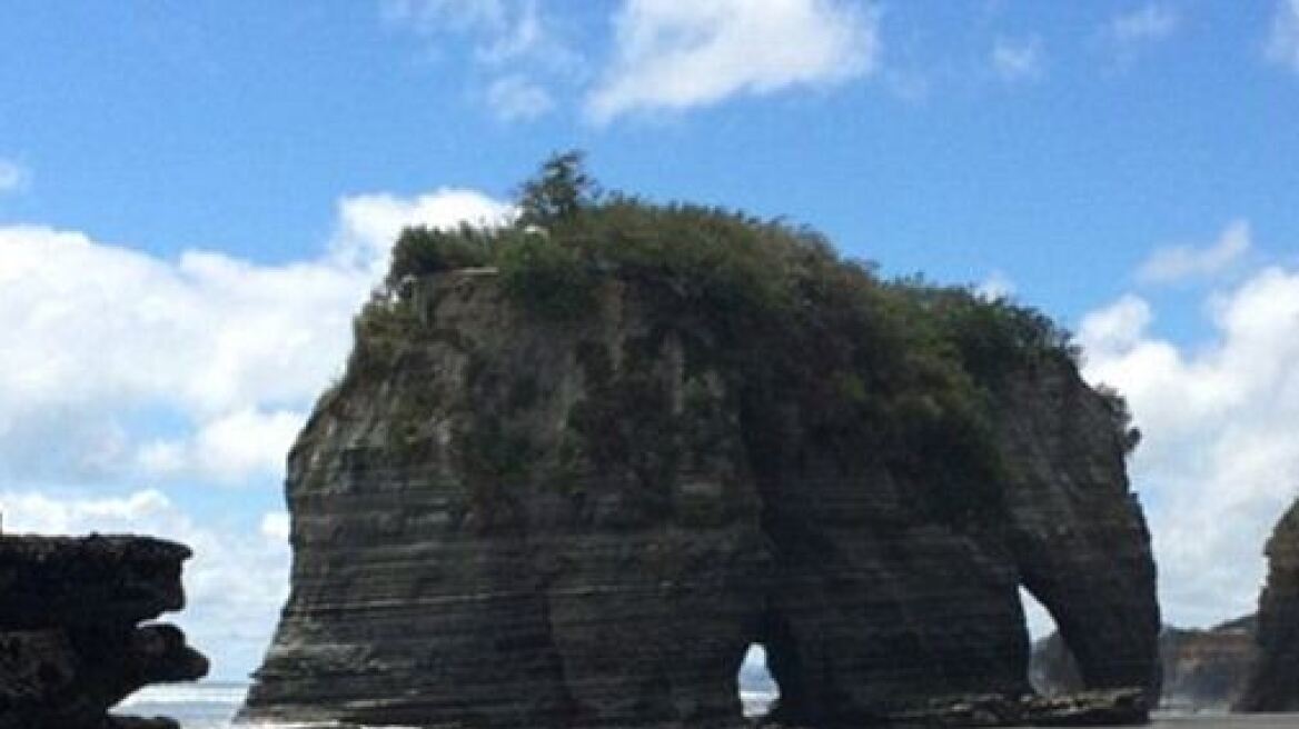 Νέα Ζηλανδία: Ο διάσημος βράχος «ελέφαντας» έχασε... την προβοσκίδα του