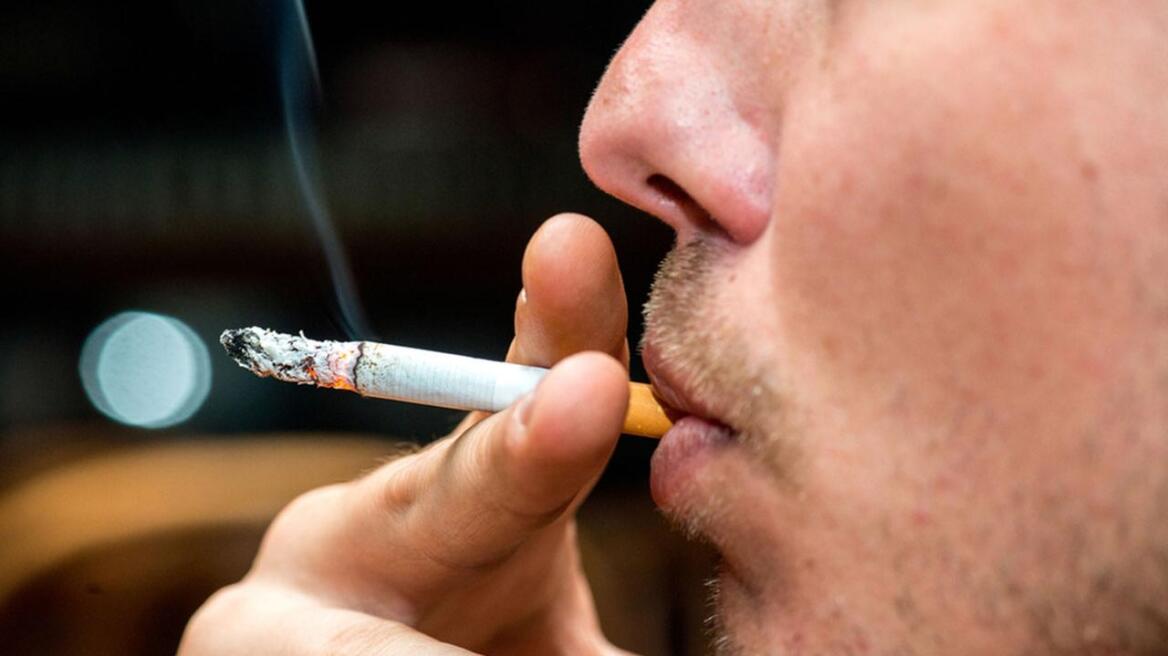 Ακόμα και ένα τσιγάρο την ημέρα αυξάνει κατά 64% τον κίνδυνο πρόωρου θανάτου