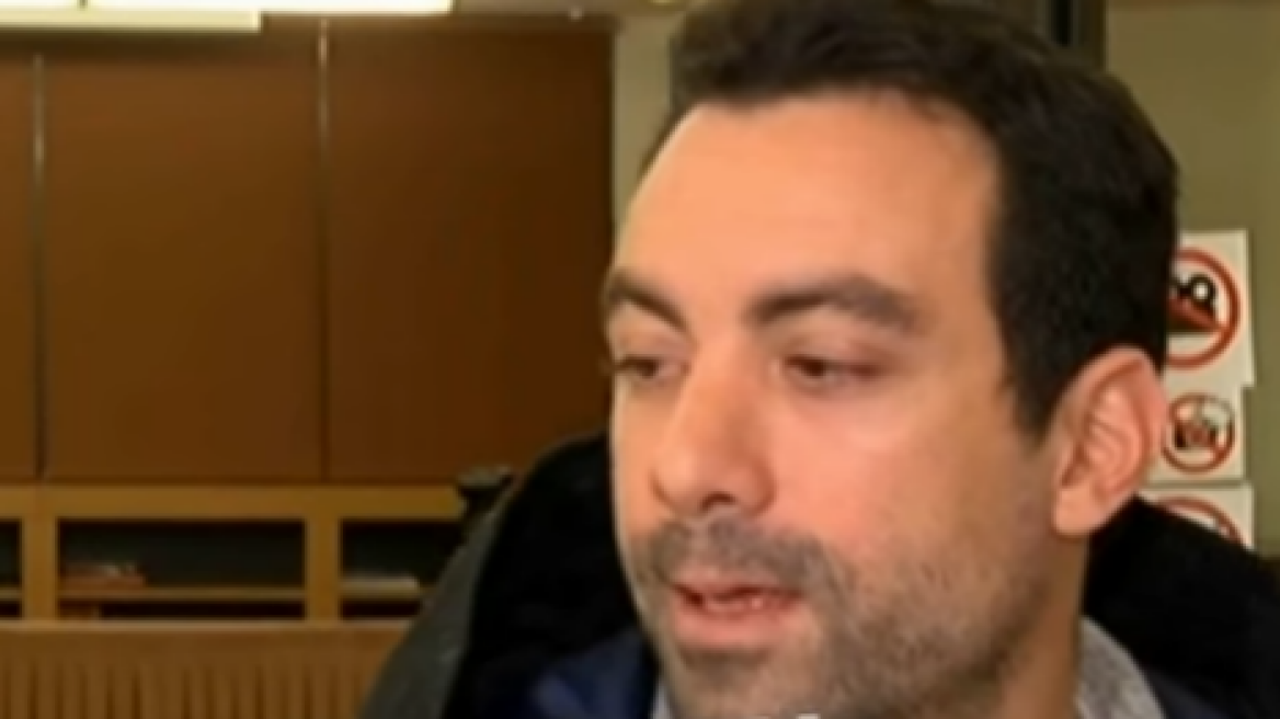 Σάκης Τανιμανίδης σε δημοσιογράφο: «Θες να με ρωτήσεις για την κοπέλα μου και τον κολλητό μου;»