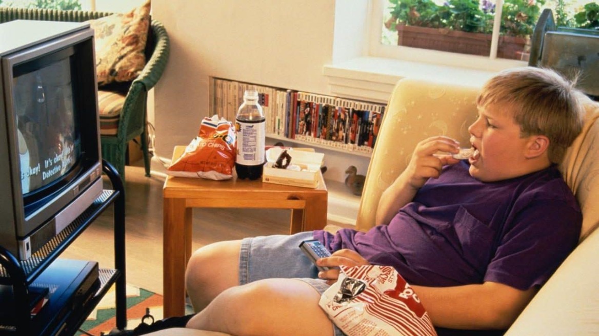 Οι παχύσαρκοι έφηβοι κινδυνεύουν περισσότερο από εγκεφαλικές ασθένειες της μέσης ηλικίας