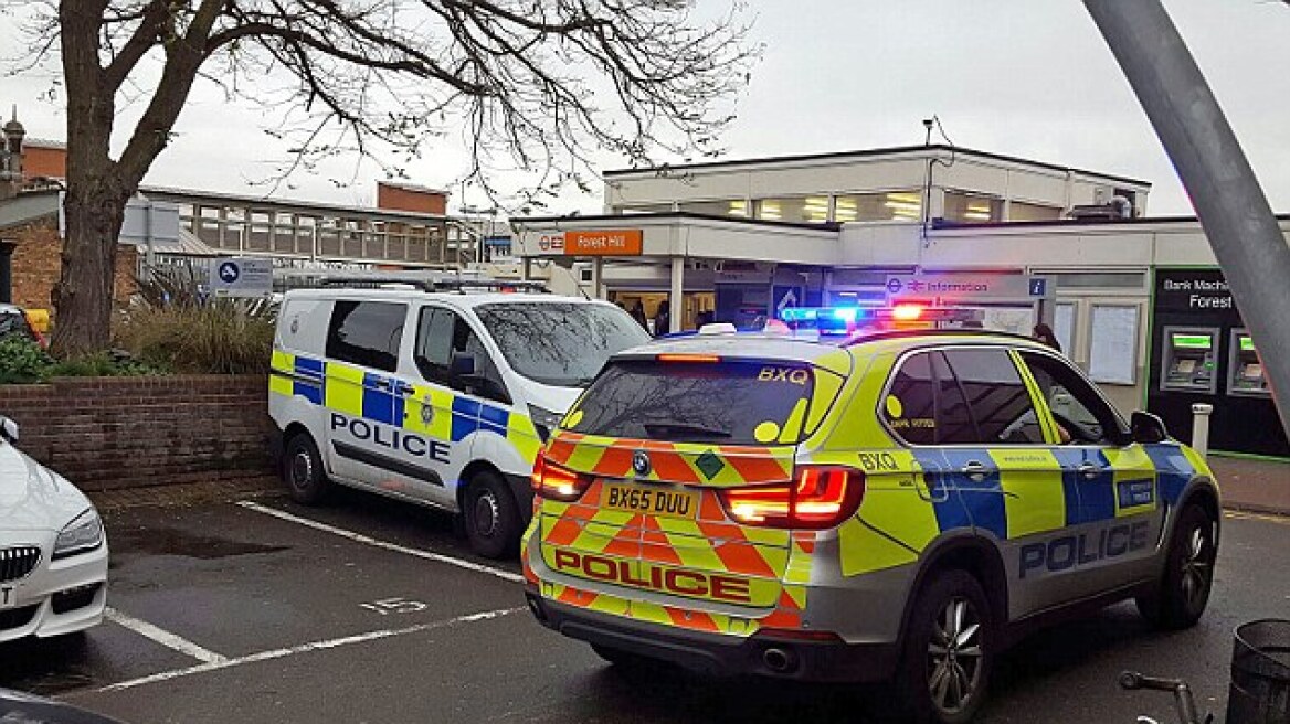 Λονδίνο: Συνελήφθη ο δράστης που μαχαίρωσε επιβάτες φωνάζοντας «θάνατος σε όλους τους μουσουλμάνους»