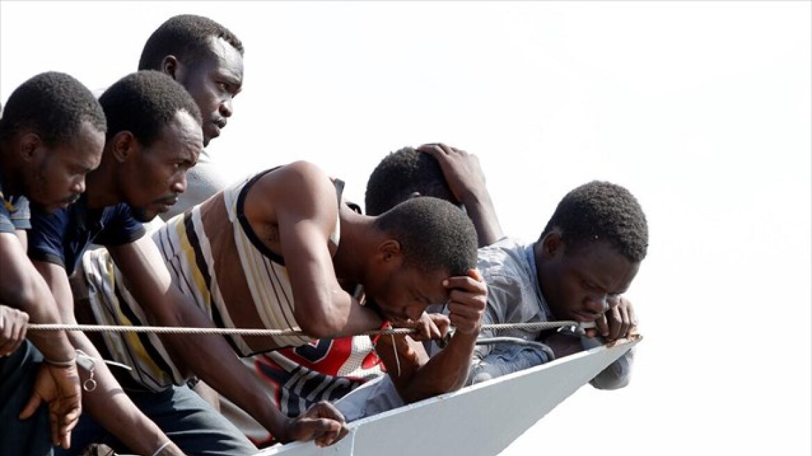 Συνεχίζεται η επέλαση των Αφρικανών στη Λέσβο 