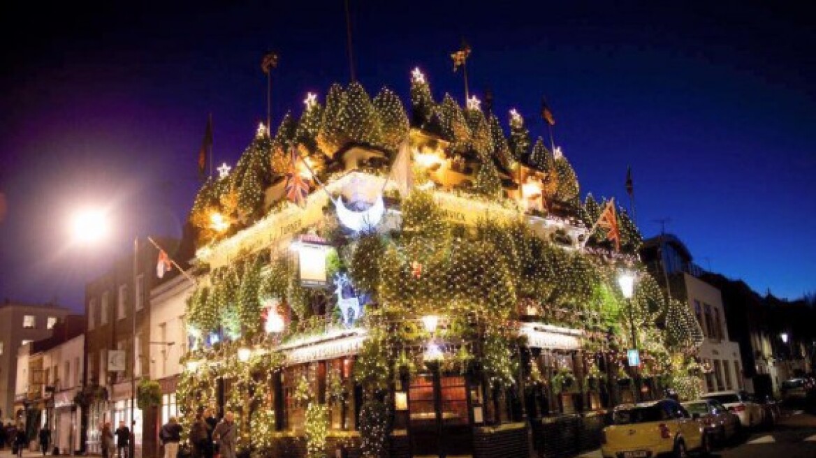 Η πιο χριστουγεννιάτικη pub στον κόσμο βρίσκεται στο Λονδίνο