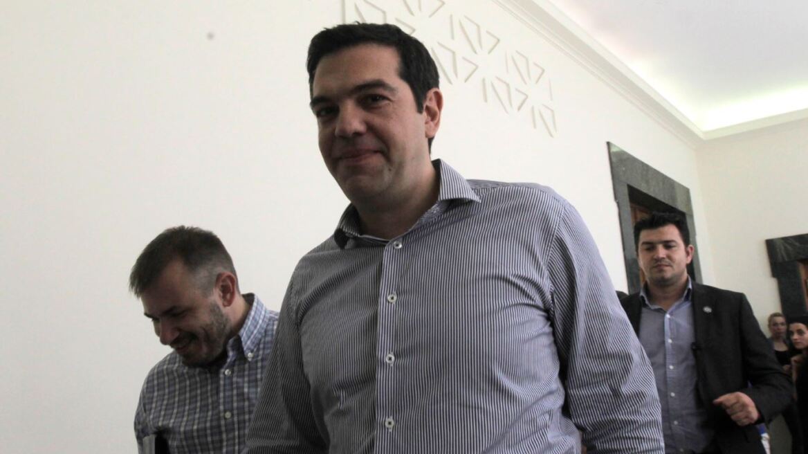 Με διήμερη περιοδεία στην Κρήτη... διαψεύδει τις πρόωρες εκλογές ο πρωθυπουργός