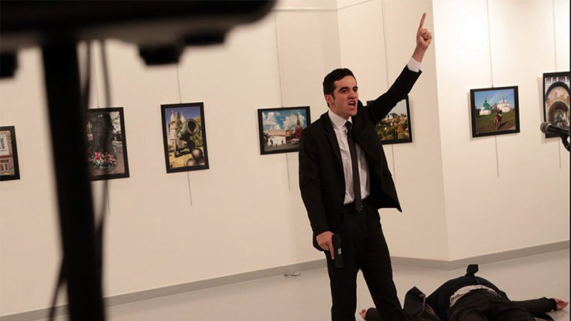 Τουρκία: Ο Τσαβούσογλου «χρεώνει» στο δίκτυο Γκιουλέν τη δολοφονία του Ρώσου πρέσβη
