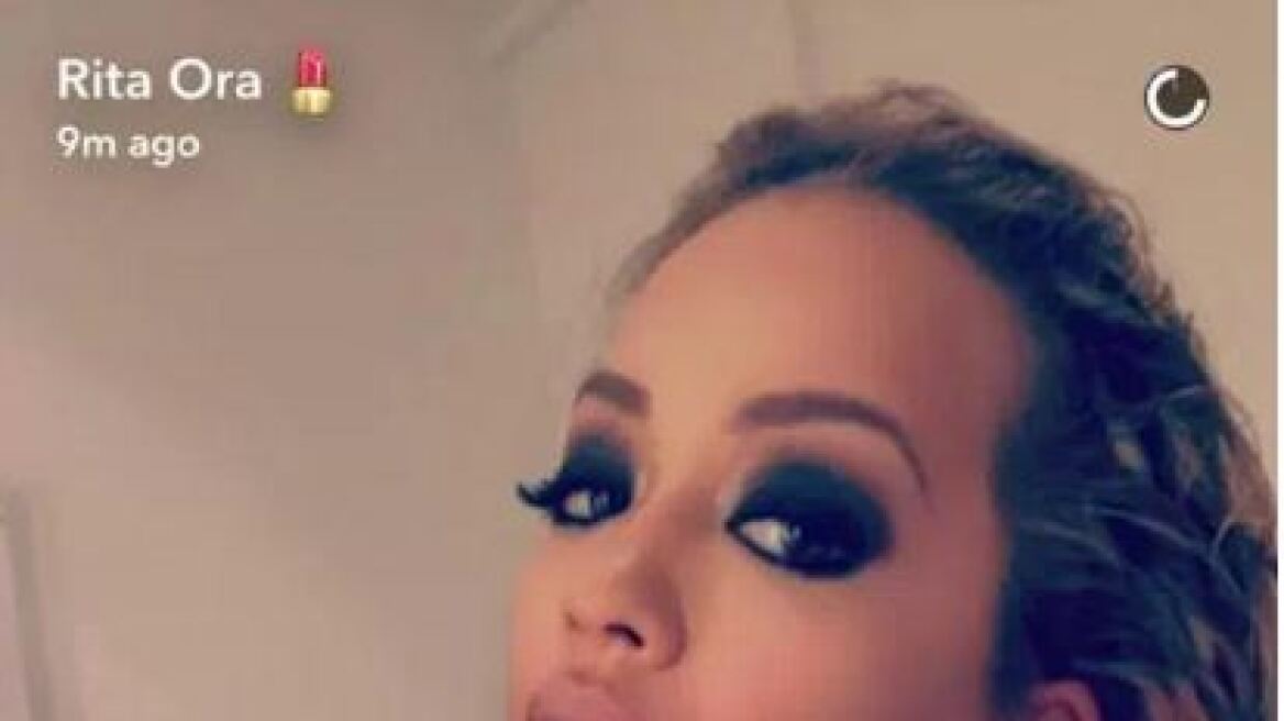 Η σέξι φωτογραφία της Rita Ora στο Snapchat που κάνει τους φαν της να παραμιλάνε