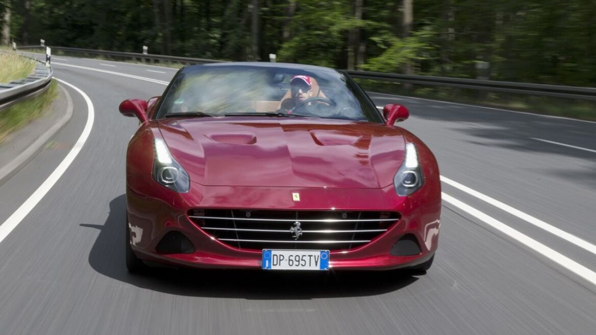 Στις Άλπεις με τη Ferrari California T