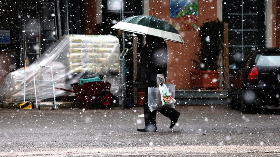 Χιόνι σε Πάρνηθα και Πεντέλη - Δείτε τι καιρό θα κάνει τα Χριστούγεννα