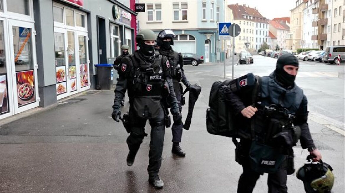 Γερμανία: Συνέλαβαν δύο αδέλφια που σχεδίαζαν επίθεση σε εμπορικό κέντρο του Ομπερχάουζεν