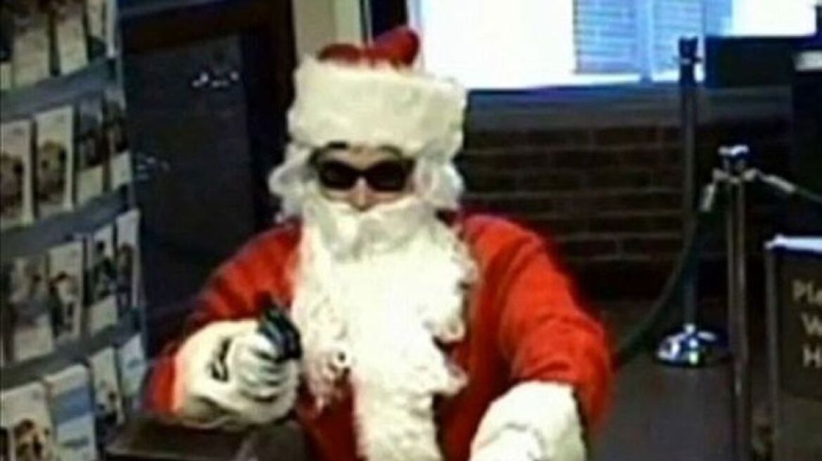 Πατήσια: Πήγε ντυμένος Άγιος Βασίλης να ληστέψει ζαχαροπλαστείο