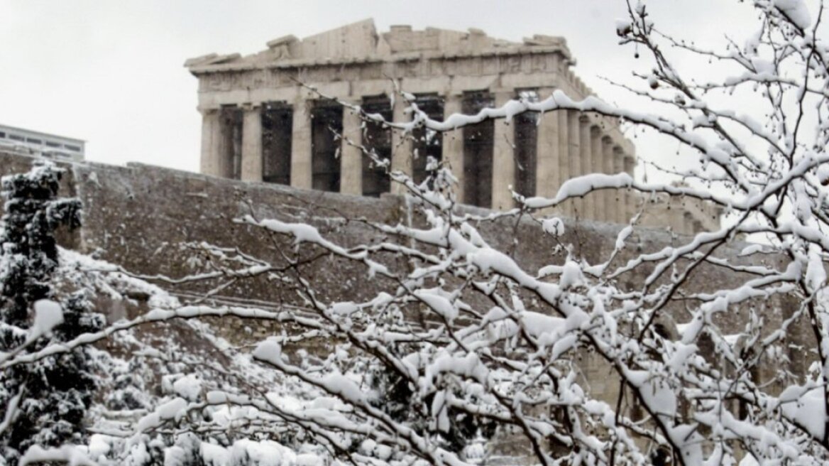 Έρχεται κακοκαιρία μέχρι τα κάλαντα: Για «ιστορικό χιονιά» στην Αττική μιλούν μετεωρολόγοι