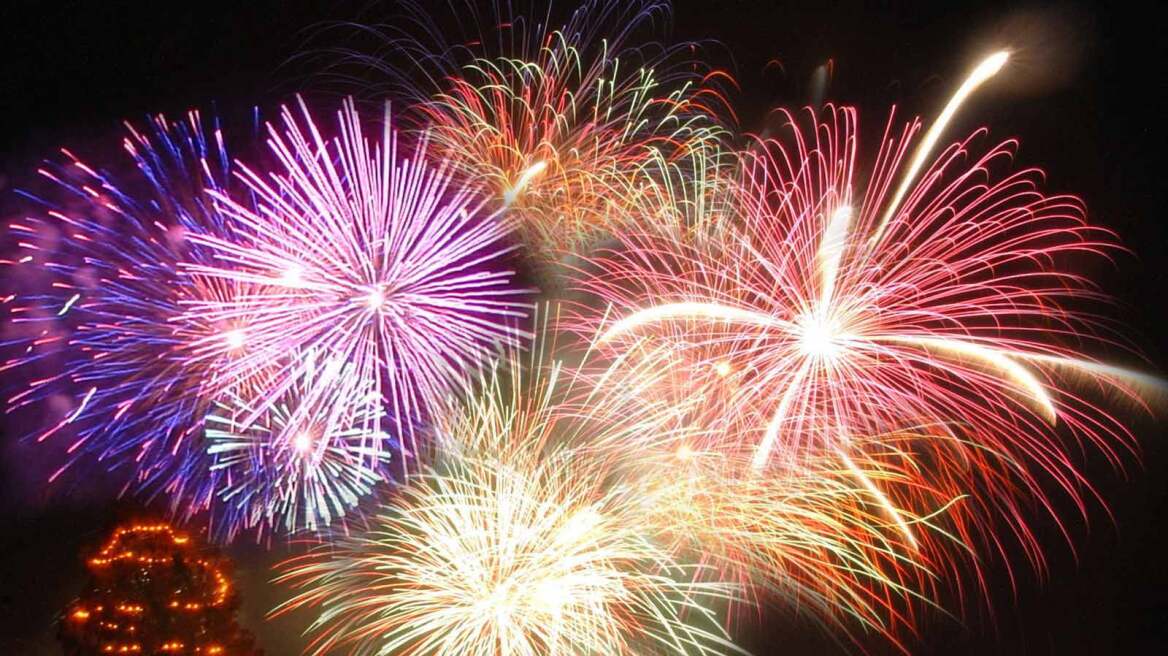 Με 3.000 πυροτεχνήματα θα υποδεχθούν το νέο έτος οι Θεσσαλονικείς