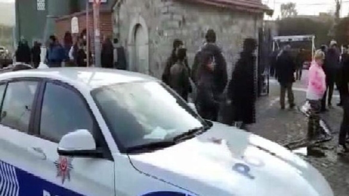 Πυροβολισμοί σε τζαμί στην Κωνσταντινούπολη - Δύο τραυματίες 
