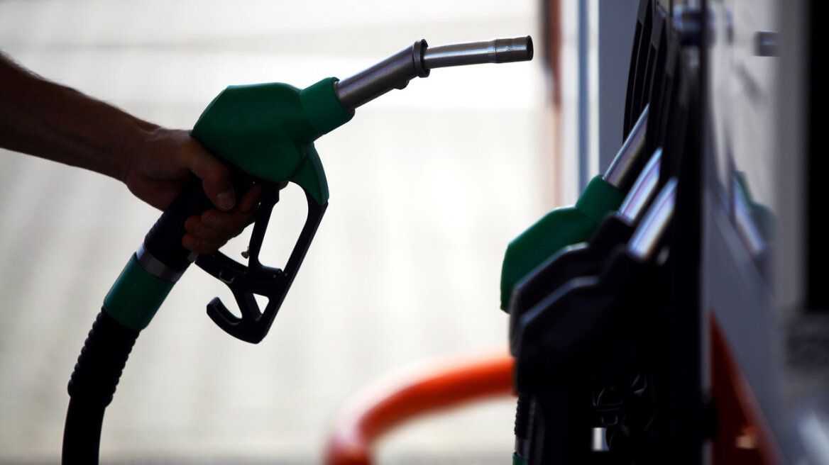 Καύσιμα: «Φωτιά» στις τιμές αμόλυβδης και πετρελαίου 