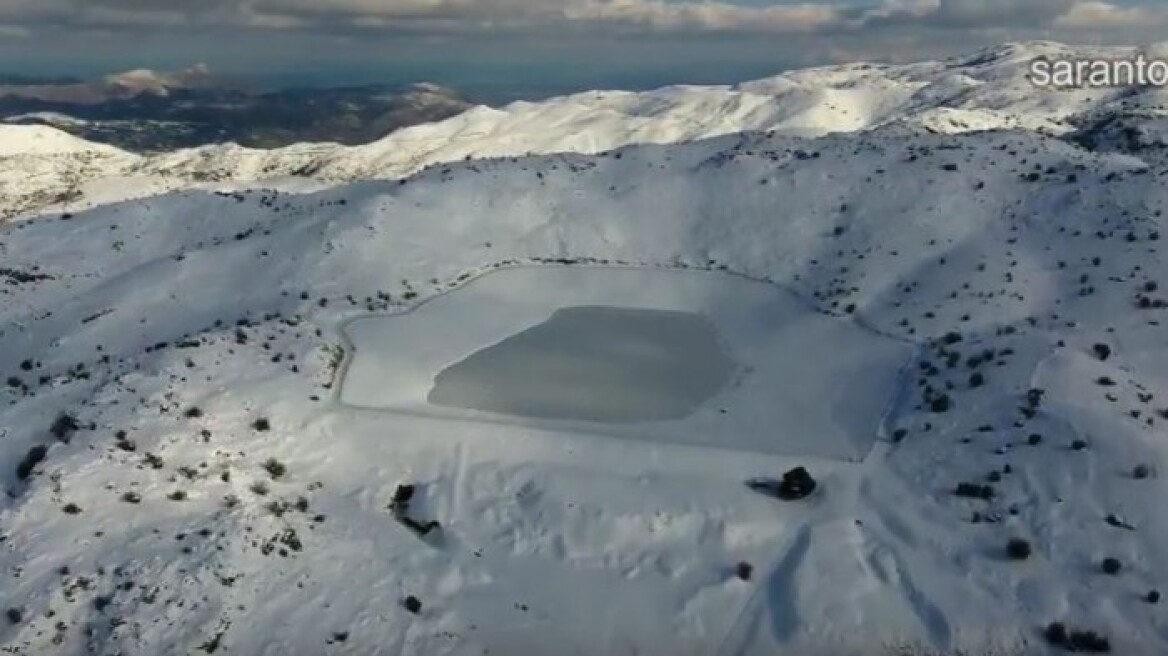 Ένα drone «διηγείται» από τις επιβλητικές βουνοκορφές του Ψηλορείτη