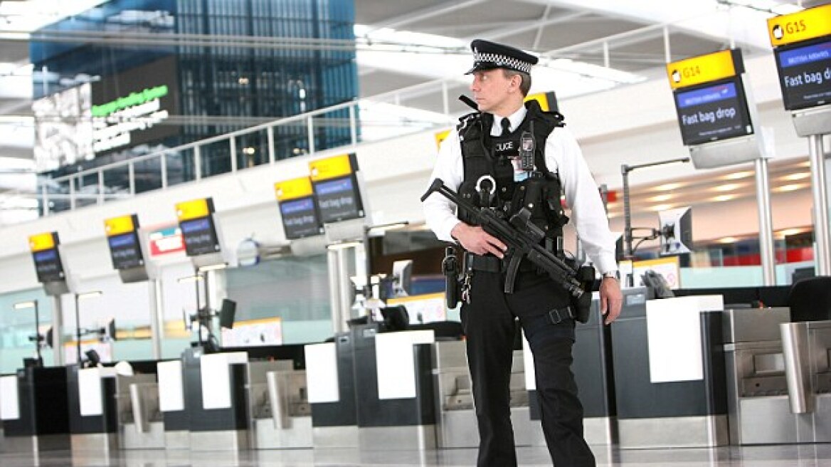 Συνελήφθη ύποπτος τρομοκράτης στο αεροδρόμιο του Χίθροου
