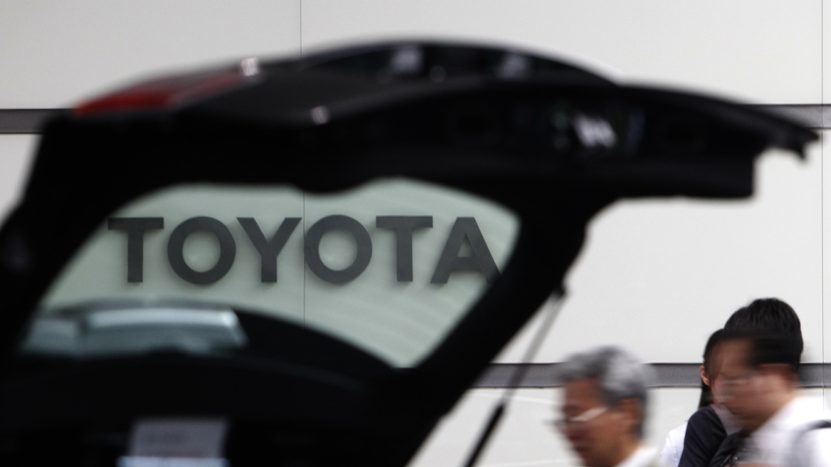 Κατρακύλα για τις μετοχές της Toyota μετά τις απειλές Τραμπ