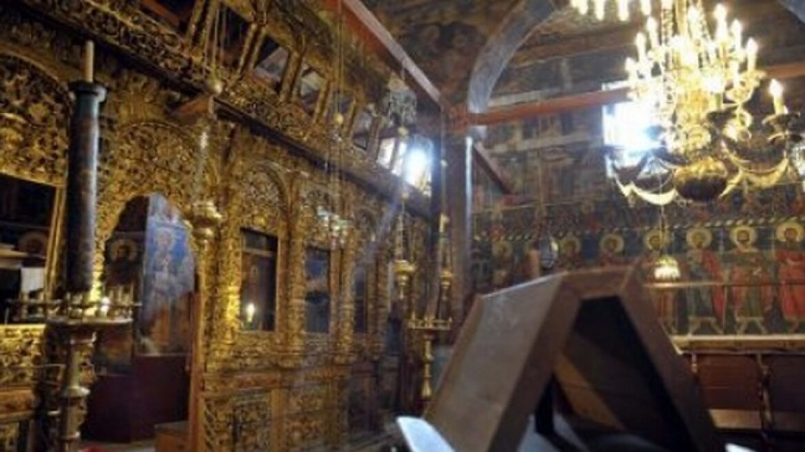 Χίος: Αναγνώρισαν τον ιερόσυλο που διέρρηξε τρία παρεκκλήσια