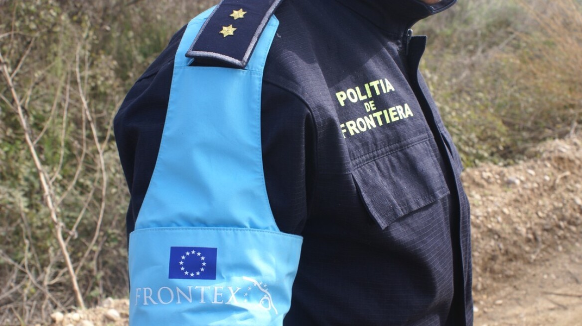 Frontex: Δημιουργεί νέα ομάδα εμπειρογνωμόνων για την επιστροφή παράνομων μεταναστών στις χώρες τους